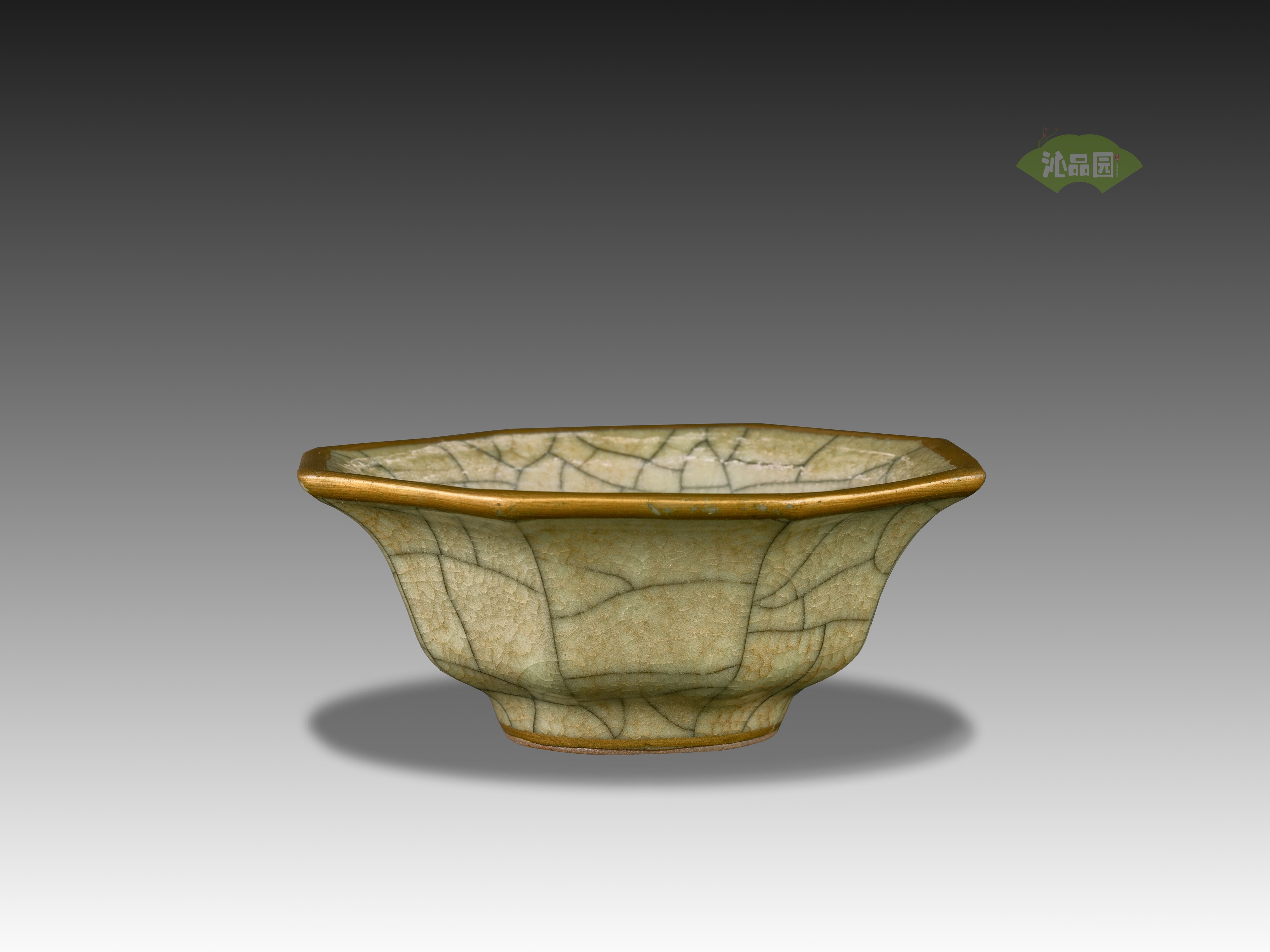 南宋 哥窑青釉描金八方洗